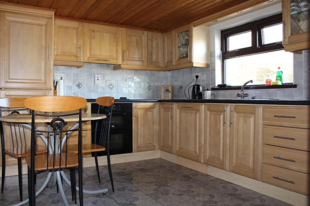 4 Bedroom Traditional Irish Farm House Killybegs Donegal Town Extérieur photo