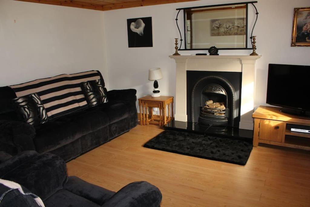 4 Bedroom Traditional Irish Farm House Killybegs Donegal Town Extérieur photo